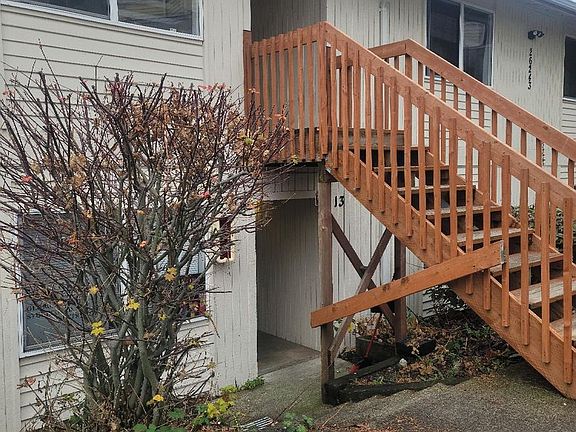 3rd image of 26233 Pennsylvania Ave NE #13