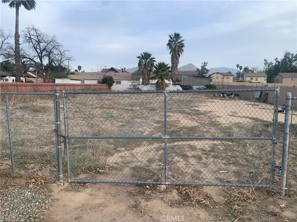 0 Clark St #2, Riverside, CA 92501