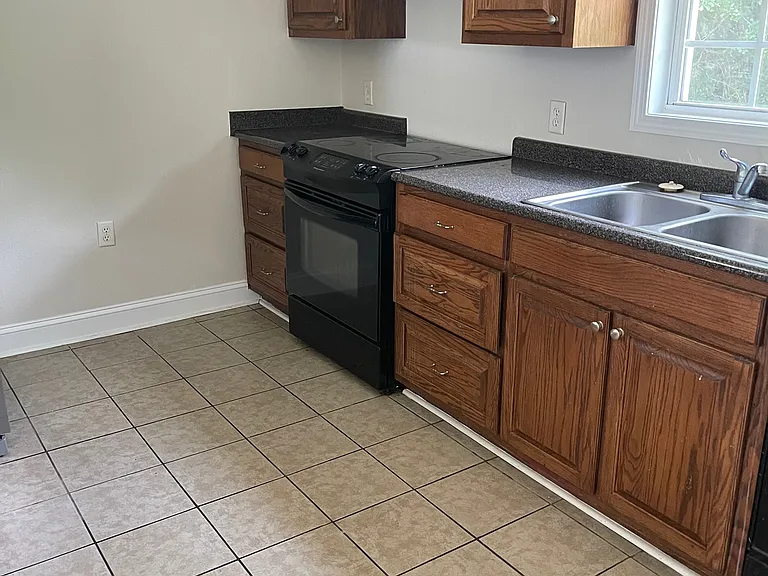 1248 Susan Way — Photo 6