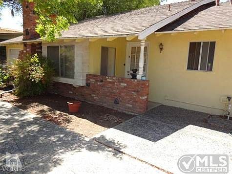 2nd image of 3176 Darlington Dr
