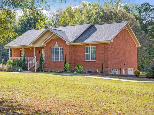 1301 Patton Rd, Bessemer, AL 35023