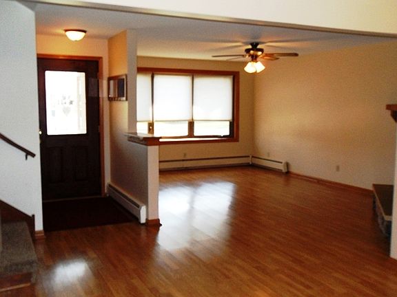 2nd image of 187 Jeanne Dr