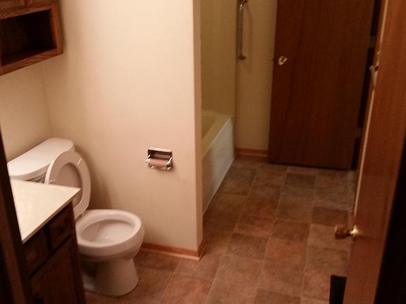 4th image of 1005 Housewert Close