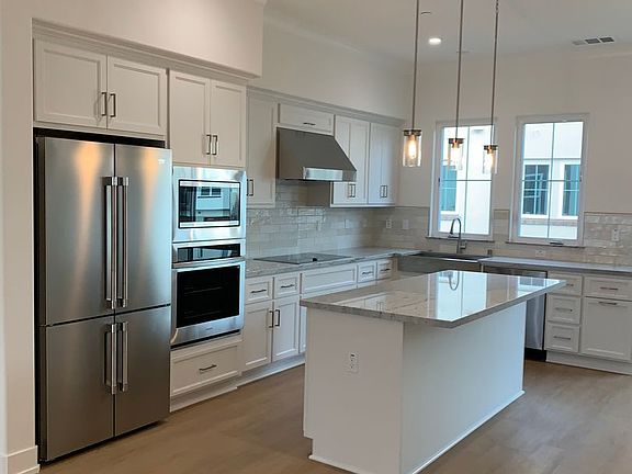 5th image of 17277 Saint Anthony Dr