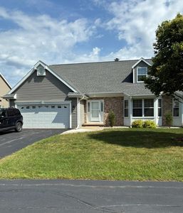 2513 Village Ln, Oshkosh, WI, 54904