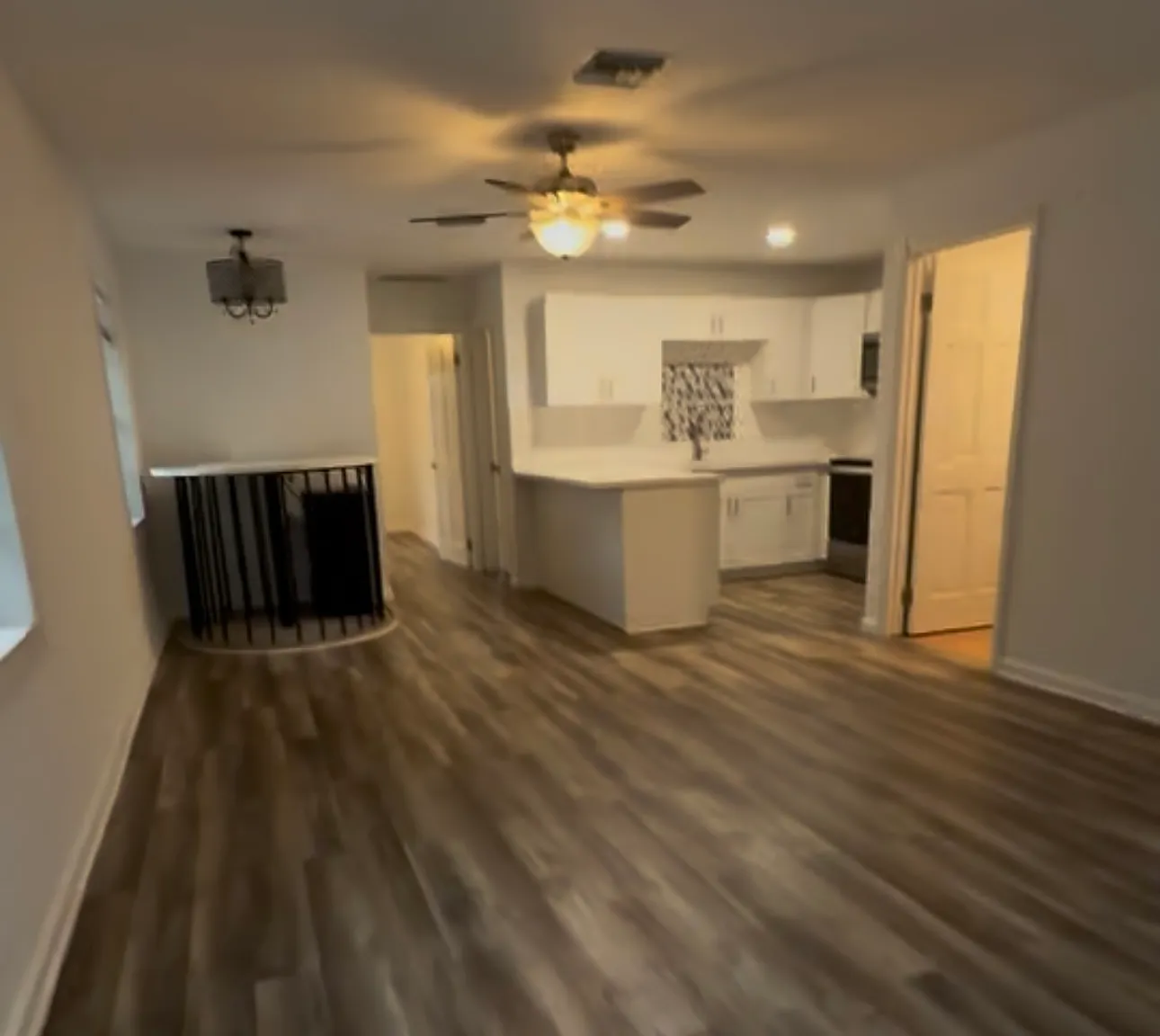 3 bed, 1000 sqft, $3,000 — Photo 4