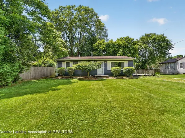 218 S Franklin St, Webberville, MI 48892