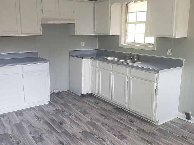 93 Dustin Ct — Photo 6