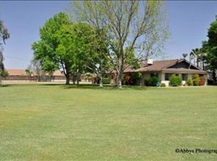 240 Panama Ln, Bakersfield, CA
