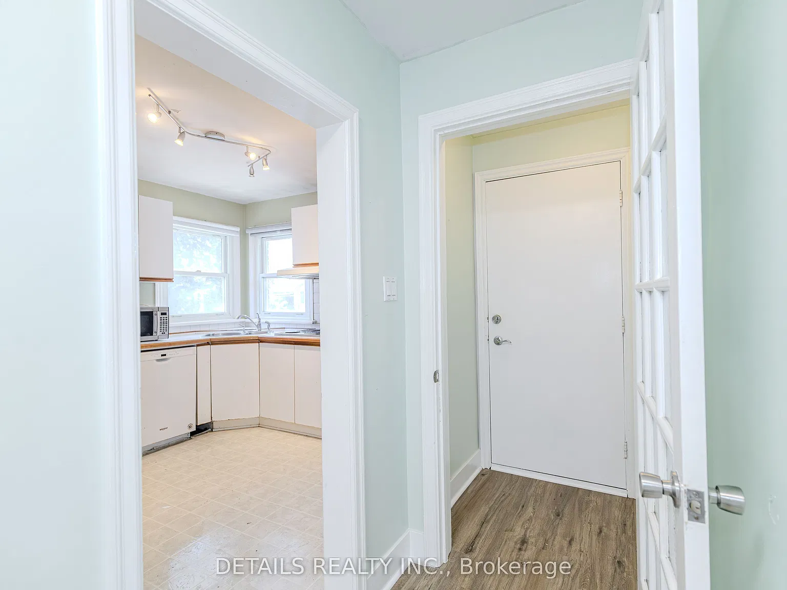5 bed, $4,000 — Photo 3