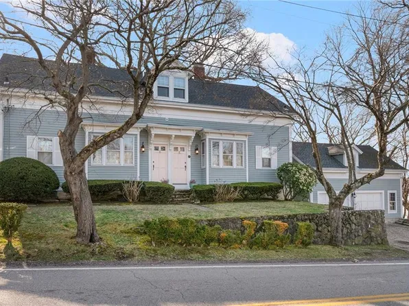 186 Crompton Ave, East Greenwich, RI 02818