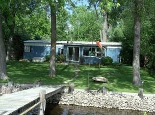 8961 Riverview Ln, Fremont, WI 54940