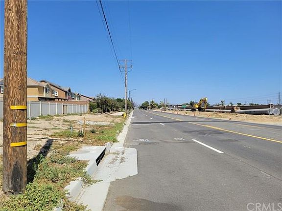 4th image of 13170 S Archibald Ave