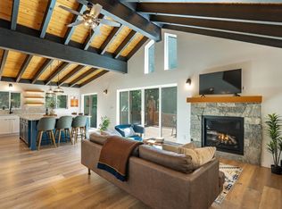 550 Carnelian Rd, Carnelian Bay, CA 96140