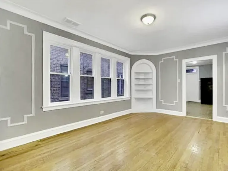 7925 S Trumbull Ave #1S — Photo 6