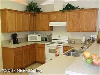4th image of 14201 Fish Eagle Dr E