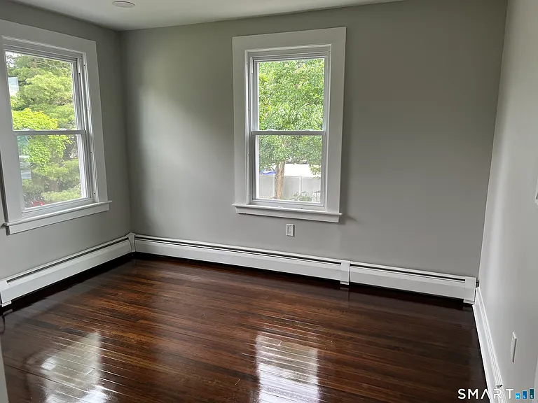 17 Lilac St — Photo 13