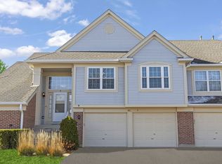 401 Cromwell Cir UNIT 2, Bartlett, IL 60103