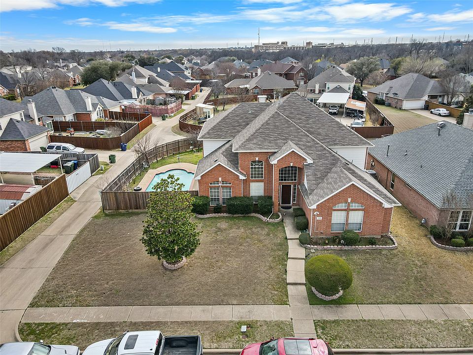 1st image of 2110 Oak Forest Dr