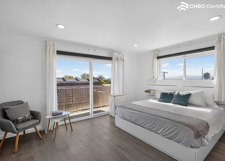 2296 Gaviota Ave #14 — Photo 23