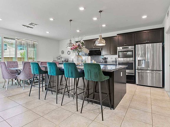 5th image of 15637 Curry Pl