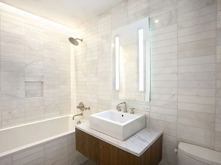 280 Metropolitan Ave #5B — Photo 5