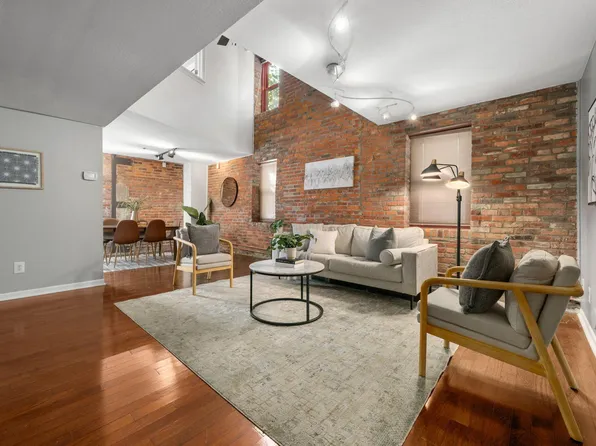 544 S Front St APT 110, Columbus, OH 43215