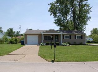 12058 Providence Ln, Maryland Heights, MO 63043