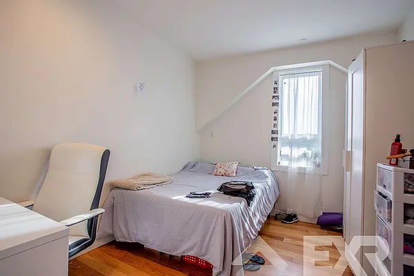 Rented by EXR | media 55
