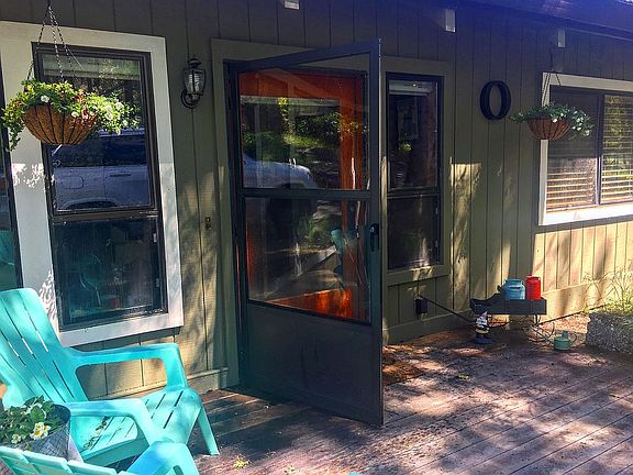 2nd image of 3840 Ginger Ct