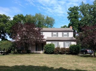19412 Scenic Harbour Dr, Northville, MI 48167