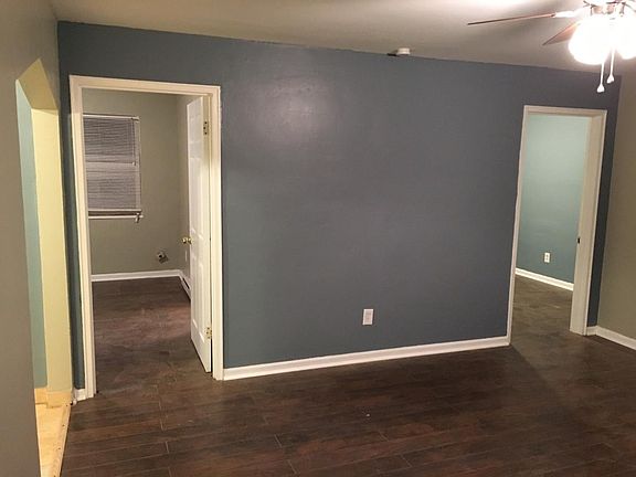 2nd image of 3151 Gobel Ave APT 2