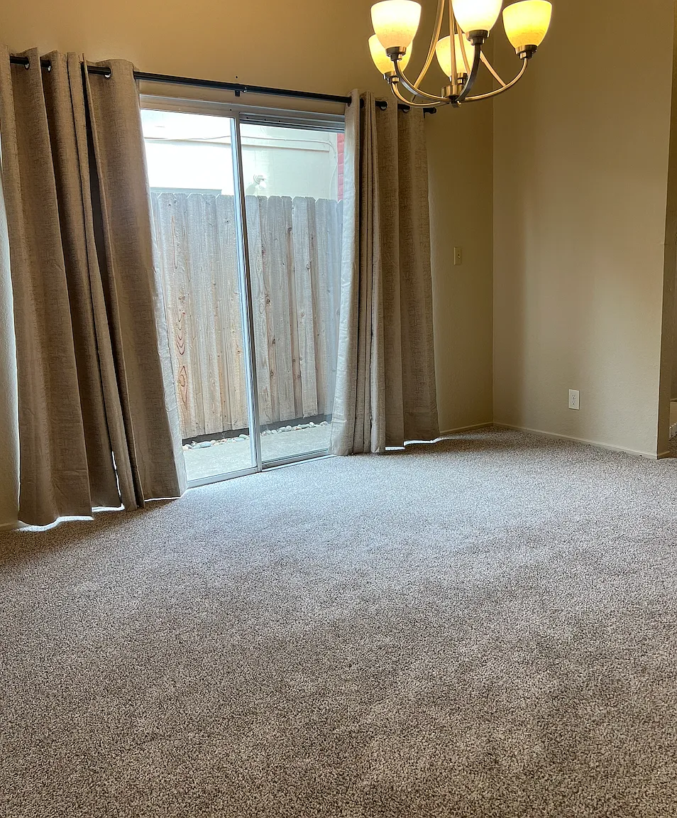 2 bed, 1200 sqft, $2,350 — Photo 3