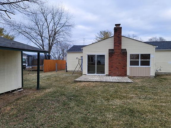 2nd image of 373 Kellybrook Pl