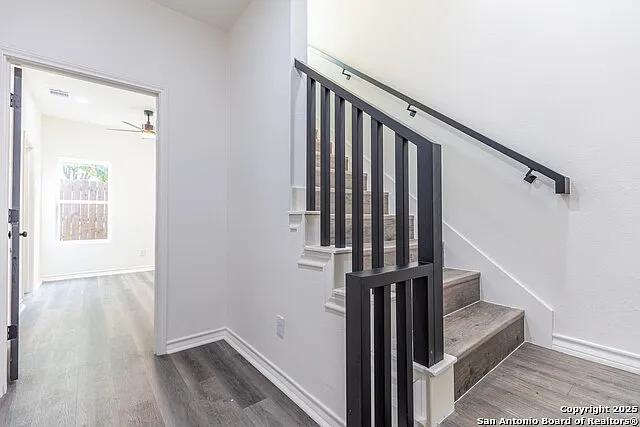 118 Shenandoah #202 — Photo 4
