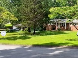 6090 King Arthur Dr, Douglasville, GA 30135