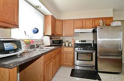 4th image of 1041 Todd Farm Dr APT 3