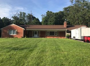 18725 Darnestown Rd, Dickerson, MD 20842