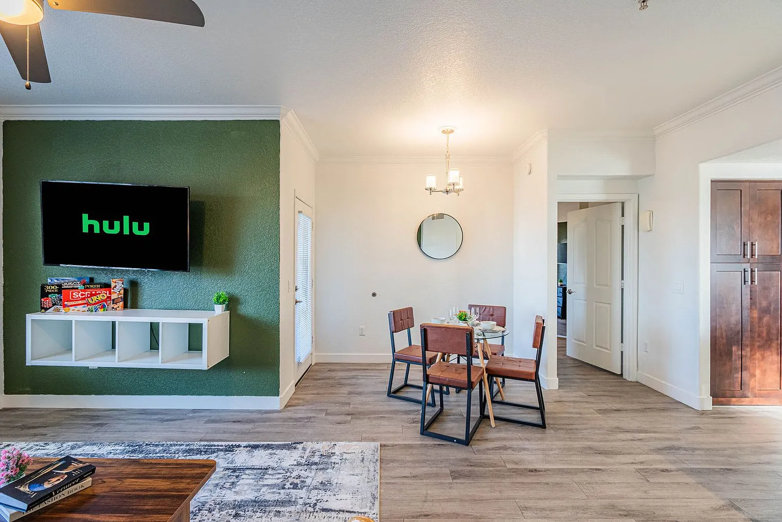 2 bed, 2.0 bath, 1119 sqft, $2,704 — Photo 4