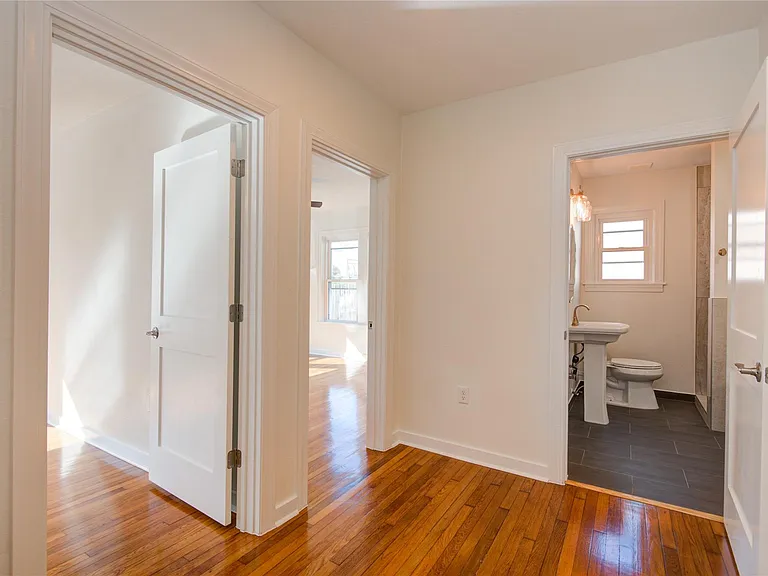 2208 Blodgett St #1 — Photo 20