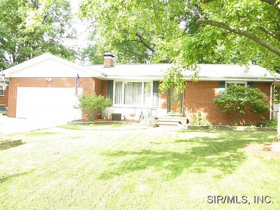 3rd image of 5201 Dixon Dr