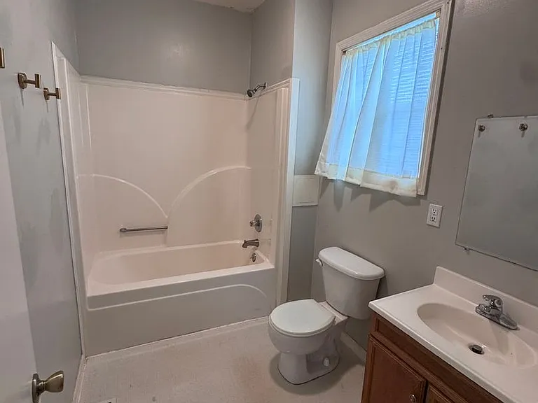 99 Smith Cir — Photo 7