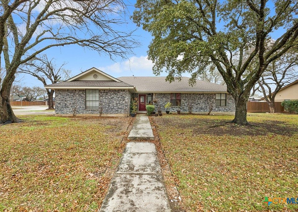 1st image of 1656 Camellia Ln