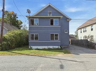 20 Rathburn St, Chicopee, MA 01020