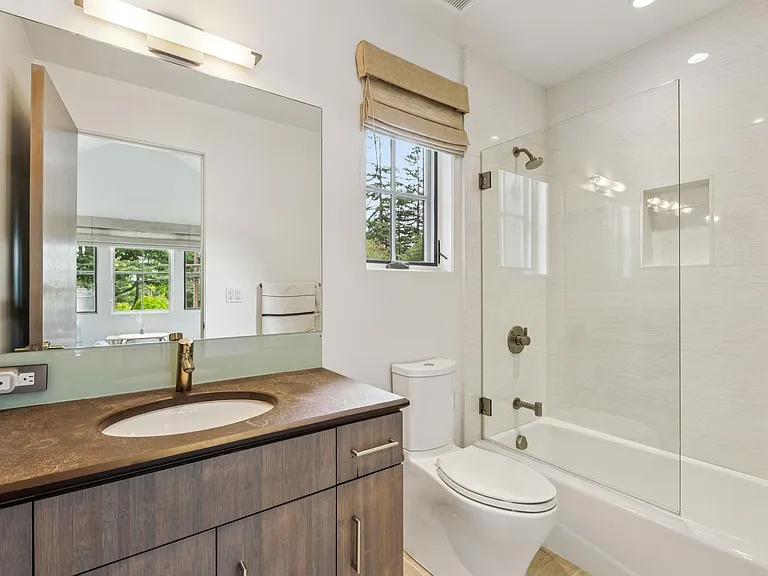 3708 Laguna Ave — Photo 20