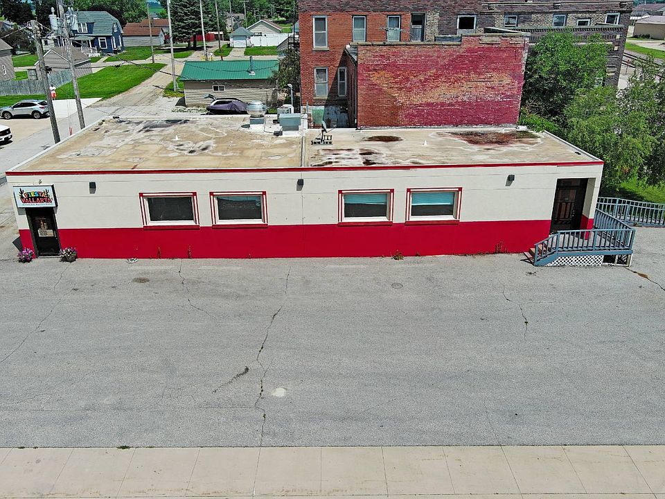1st image of 202 N Maryville St