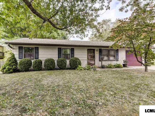 97 Buckingham Rd, Chatham, IL 62629