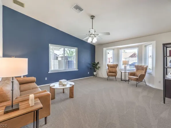 1904 Eliminator Dr, Las Vegas, NV 89146