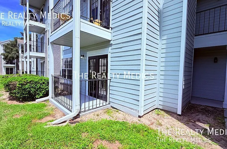 2550 N Alafaya Trl #2105 — Photo 2
