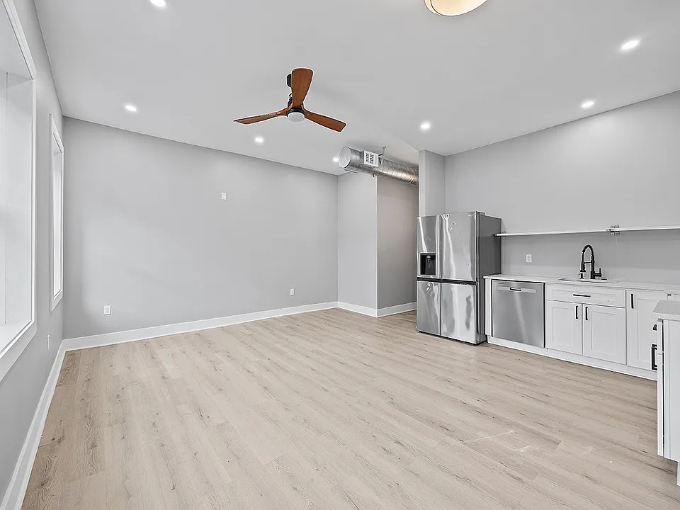 Open concept kitchen/dining/living room
